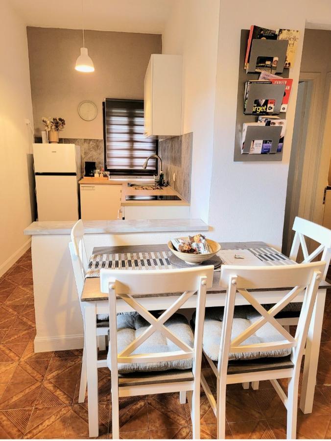 Ayerina Ground Floor Apartment Аріллас Екстер'єр фото