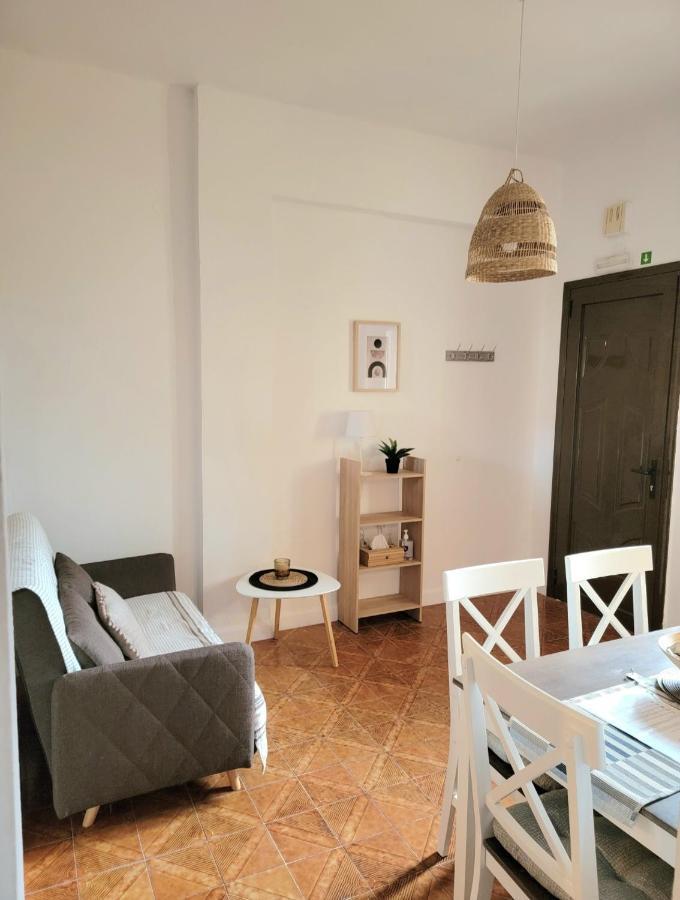 Ayerina Ground Floor Apartment Аріллас Екстер'єр фото